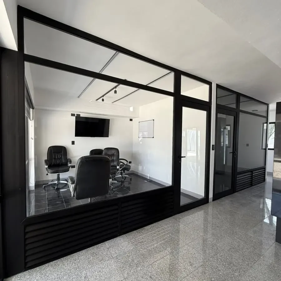 Galería Oficinas en Aluminio y Vidrio Galería Oficinas en Aluminio y Vidrio